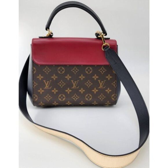 Louis Vuitton Cluny BB Monogram Canvas Cross Body Bag | Mint Condition - Picture 3 of 8